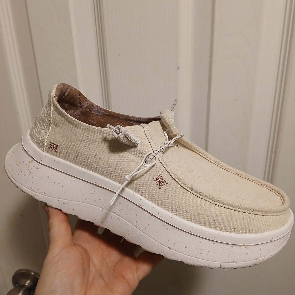 Hey Dude Cream Canvas Loafers with White Sole Plateau Sz.11 Eur 42